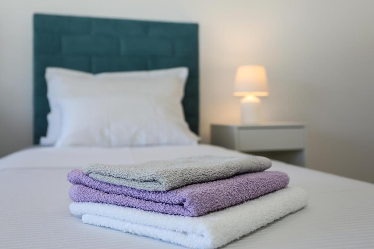 Stella Maris, Hvar - Rooms With A Balcony And A Stunning Sea View 赫瓦尔 外观 照片